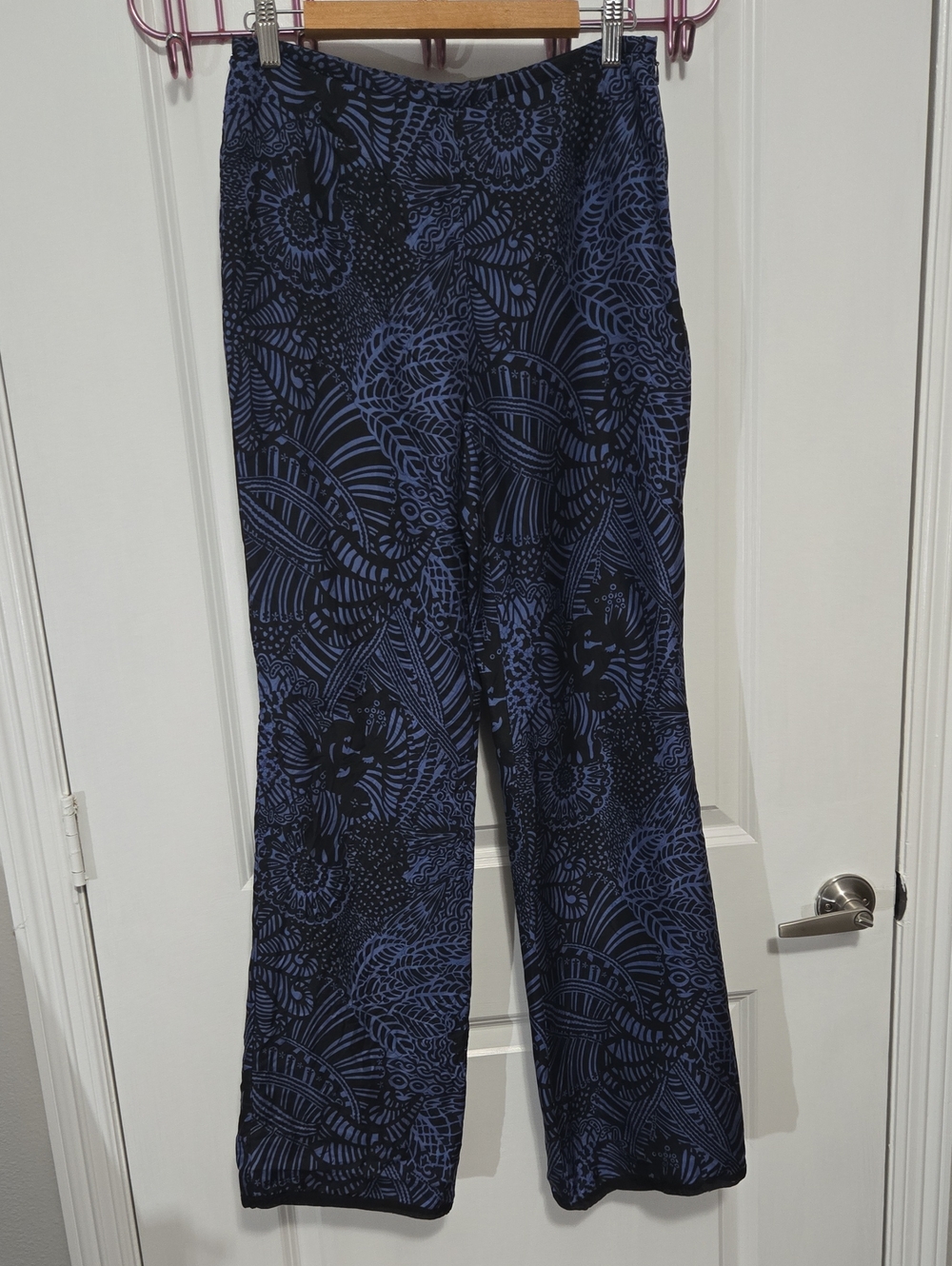 Ann Taylor 100% Silk Navy & Black Pant Size 6
